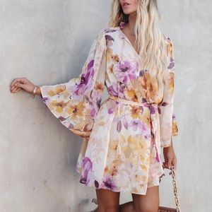 Vici Damaya Floral Chiffon Tassel Mini Dress Open Back Yellow Purple Size Medium